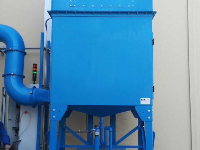 Abbattimento nebbie oleose con filtro meccanico
